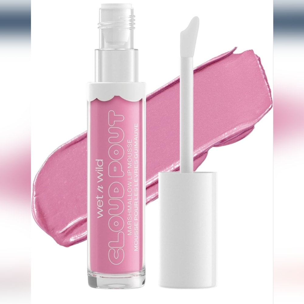 5/$25✨️Wet n Wild Cloud Pout✨️